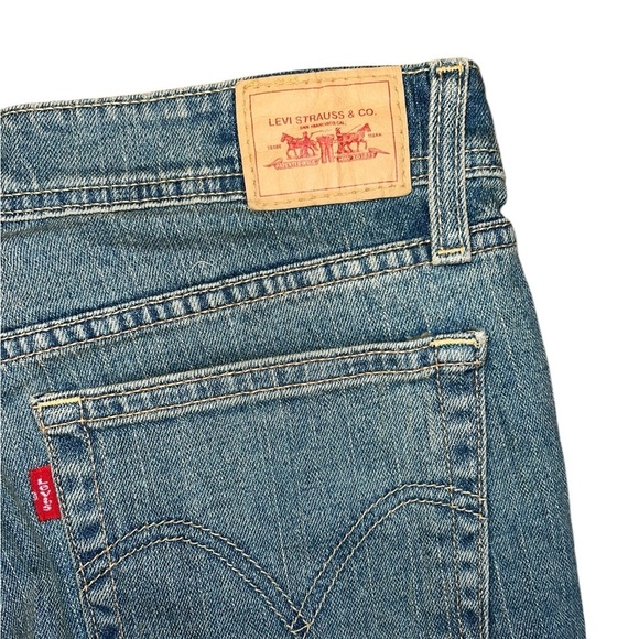 Levi’s Super Low Boot cut 518 11 Short New Classic Light Wash - Picture 3 of 5